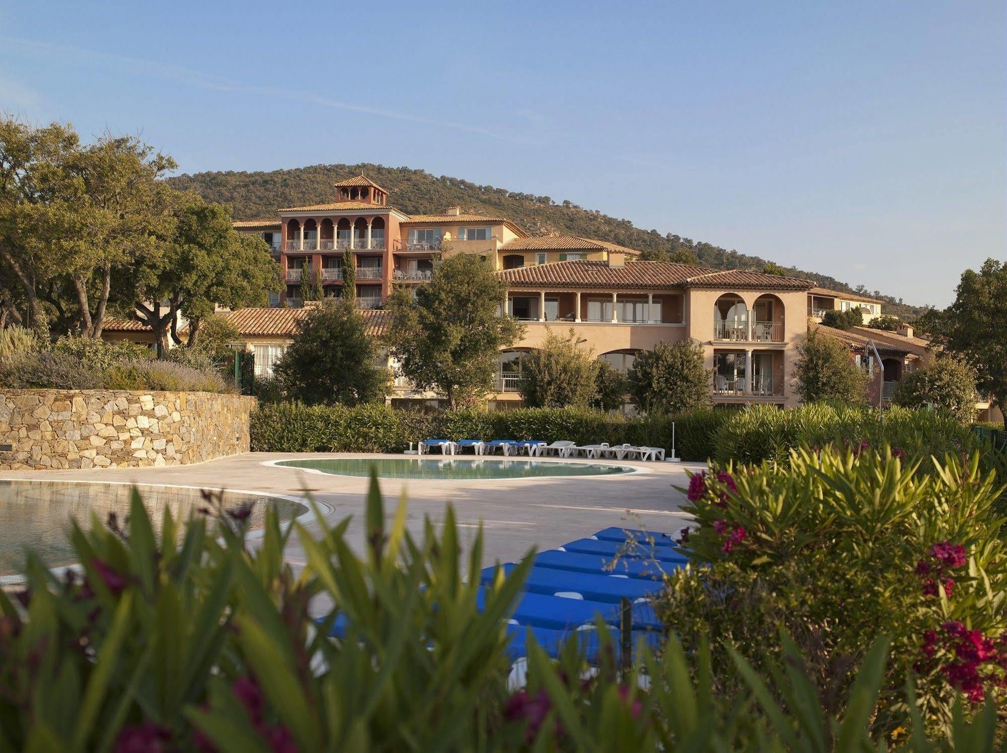 P&V Residence Le Hameau Des Issambrr Sainte-Maxime Luaran gambar