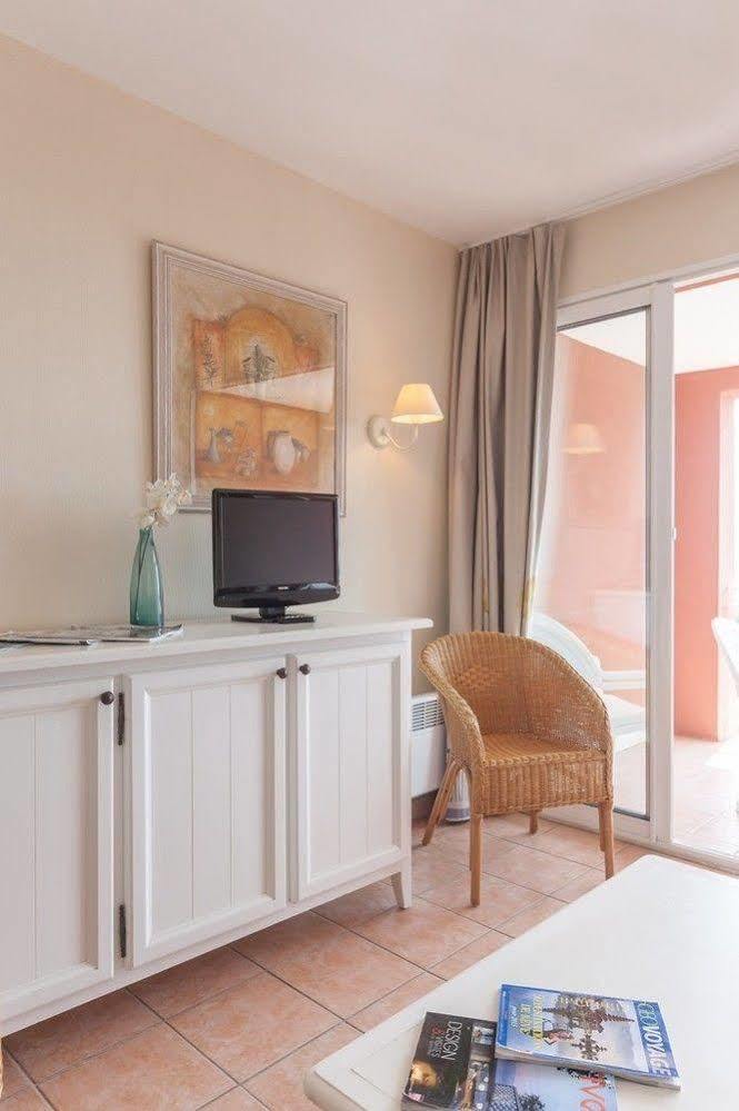 P&V Residence Le Hameau Des Issambrr Sainte-Maxime Luaran gambar